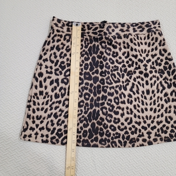Dress Up Leopard Print Mini Skirt Size Medium - Picture 4 of 14